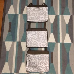 Thirty One Oh Snap Pockets